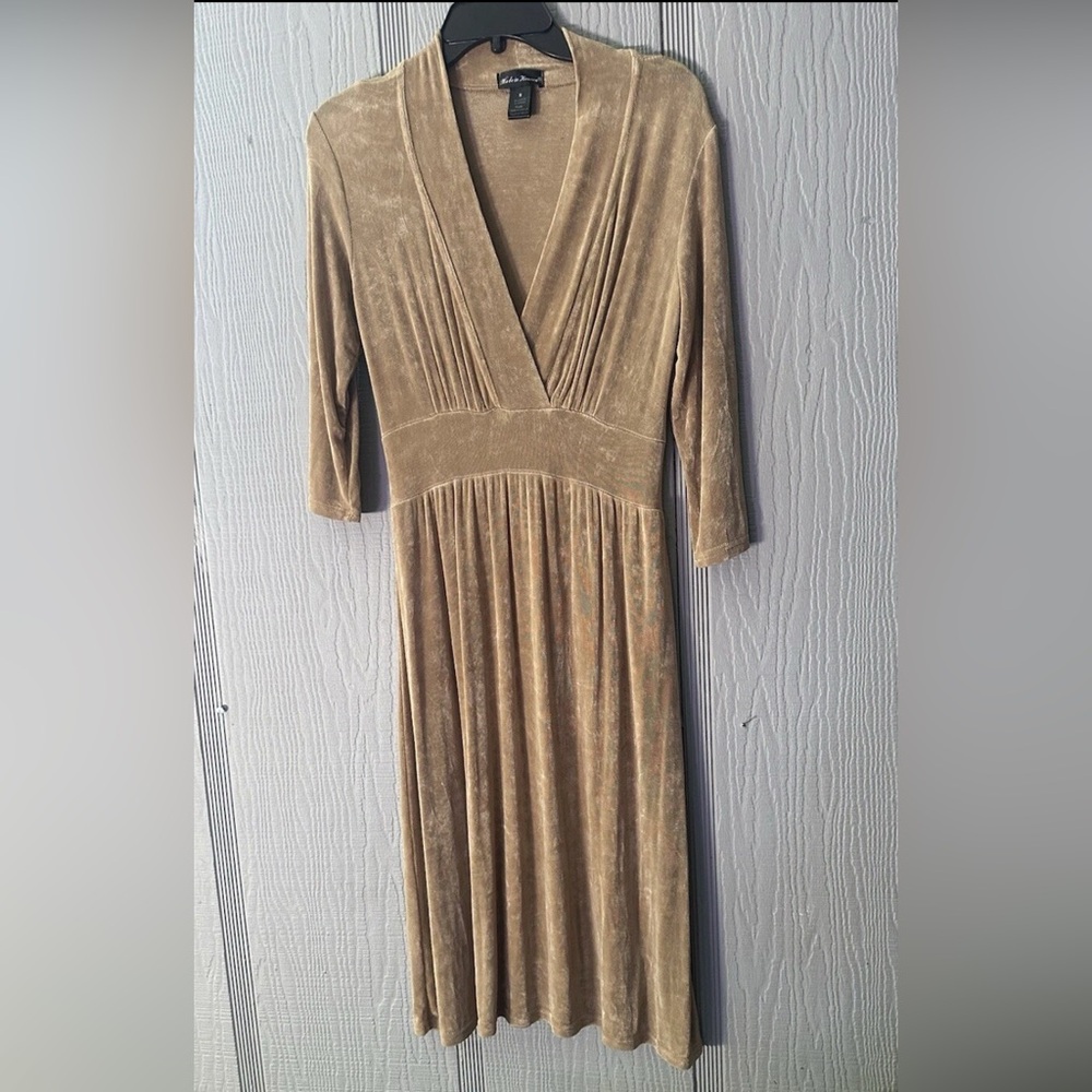 Gold dress size medium slinky